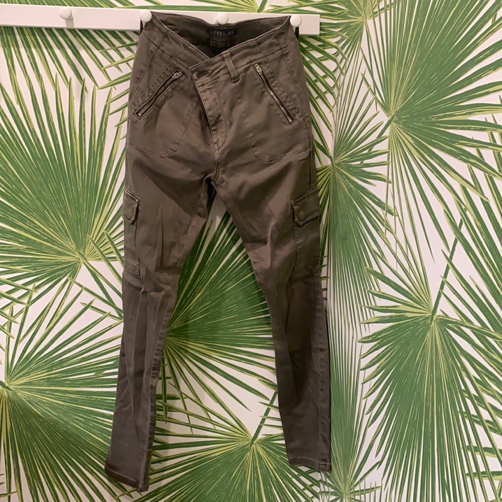 LEVEL 99 Green Anthro Silky Cedar Cargo